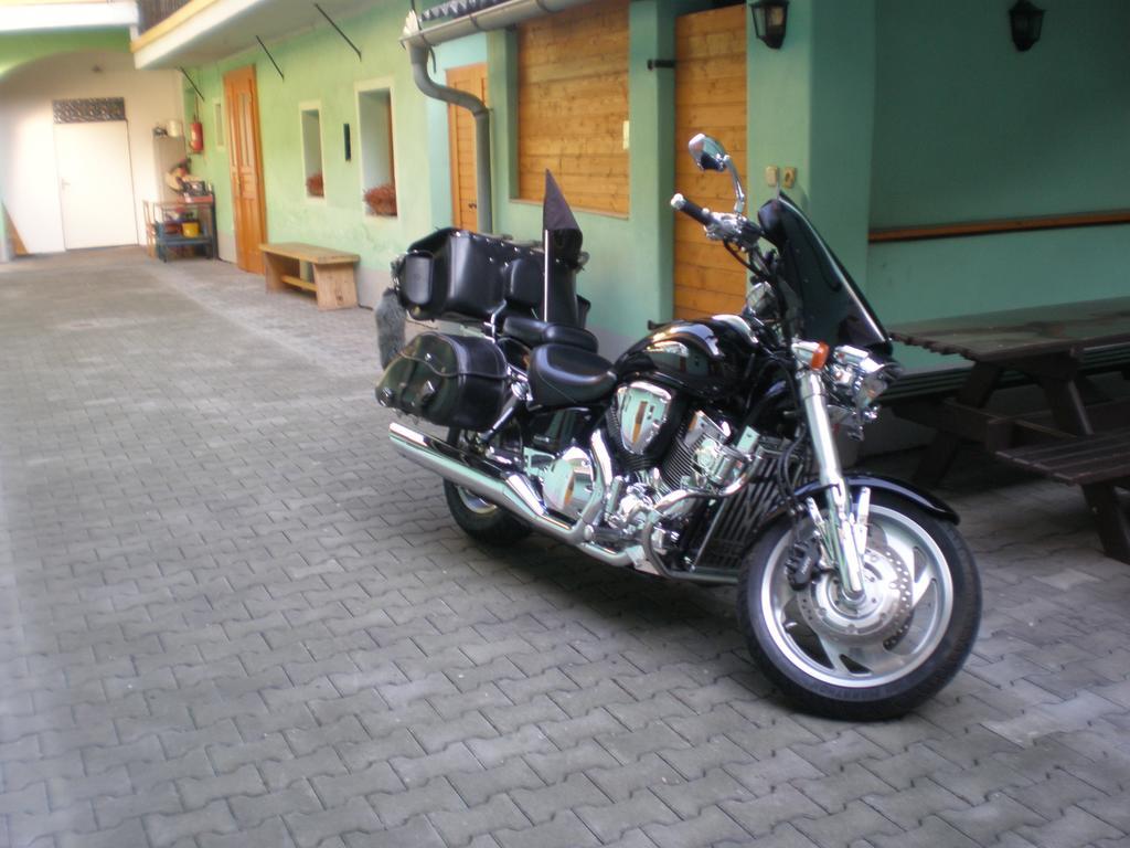 Penzion Netolice Exterior photo